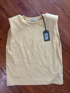 AllSaints Women's Yellow Crop-top XS
